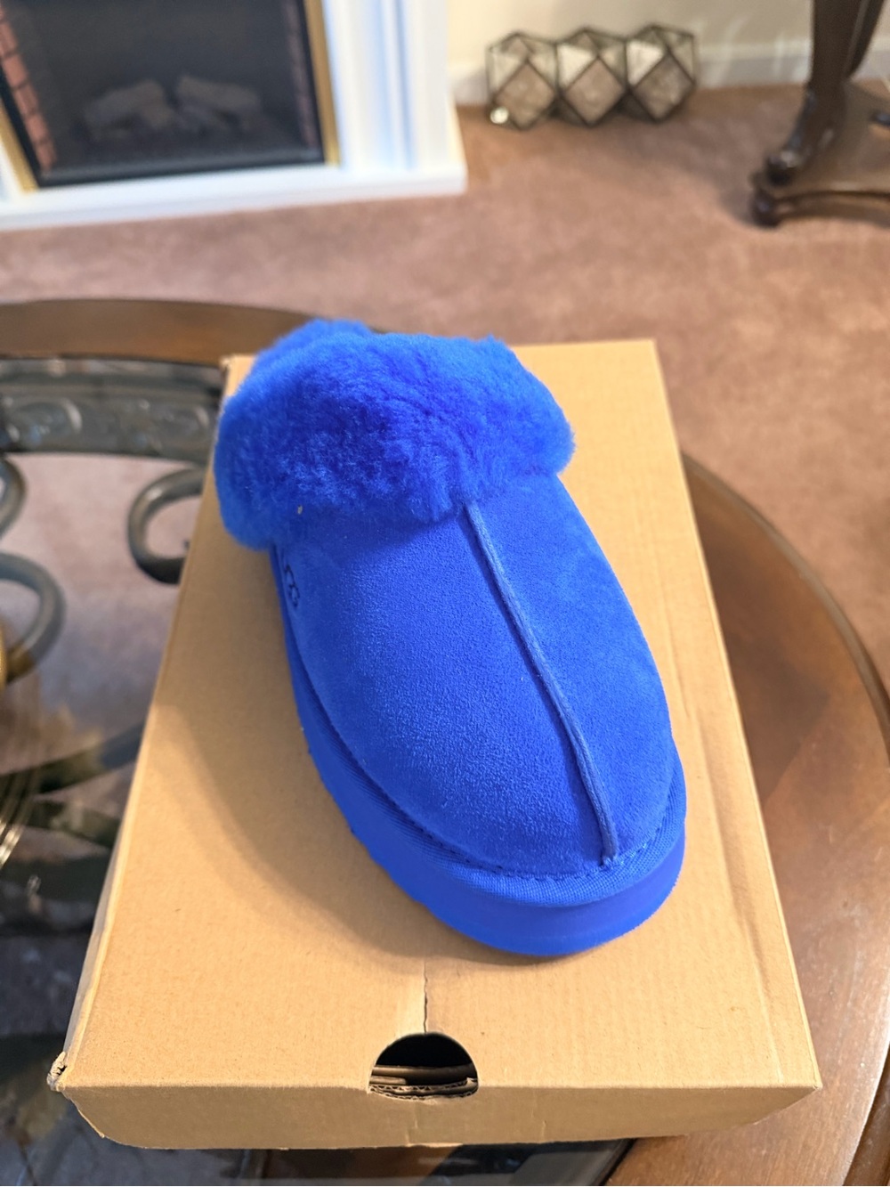 BWOT! Women UGG Blue Cozy Plush Slipper